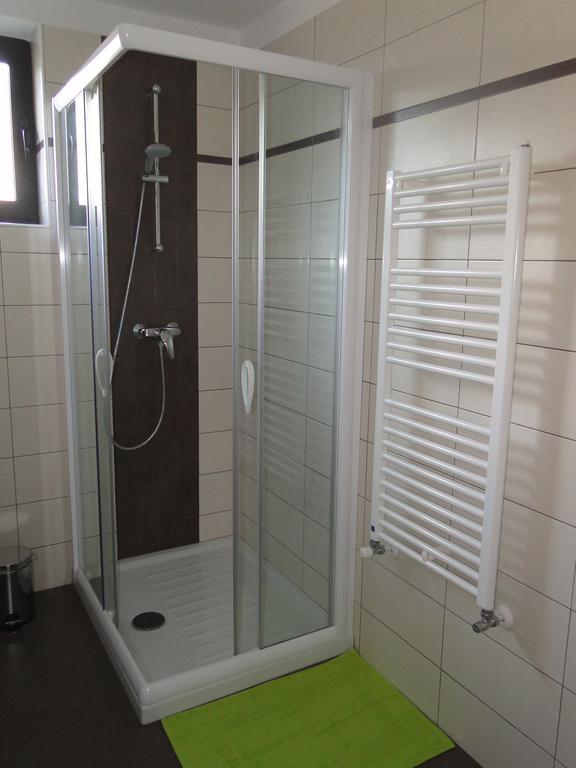 Apartma Jezero โมสต์ นา โซชิ ภายนอก รูปภาพ